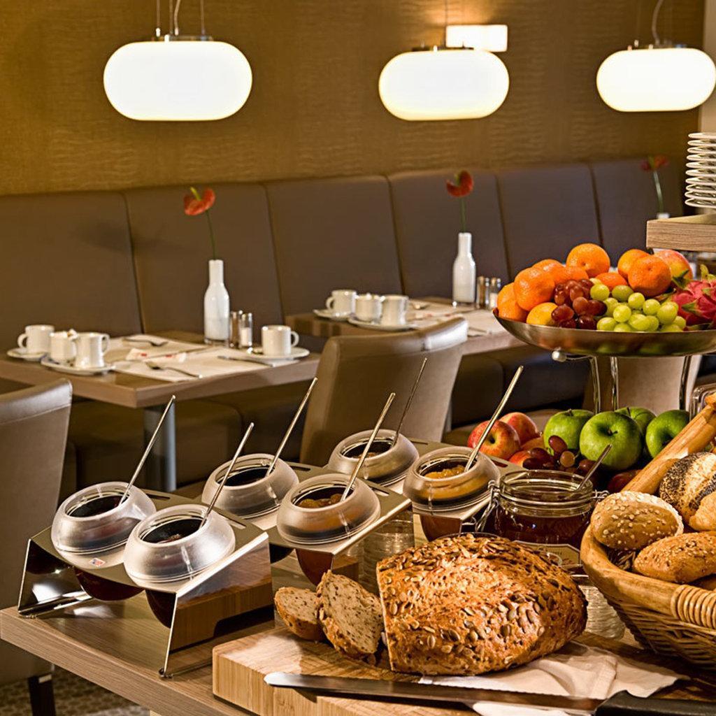Hotel Conti Duisburg - Partner Of Sorat Hotels Εξωτερικό φωτογραφία