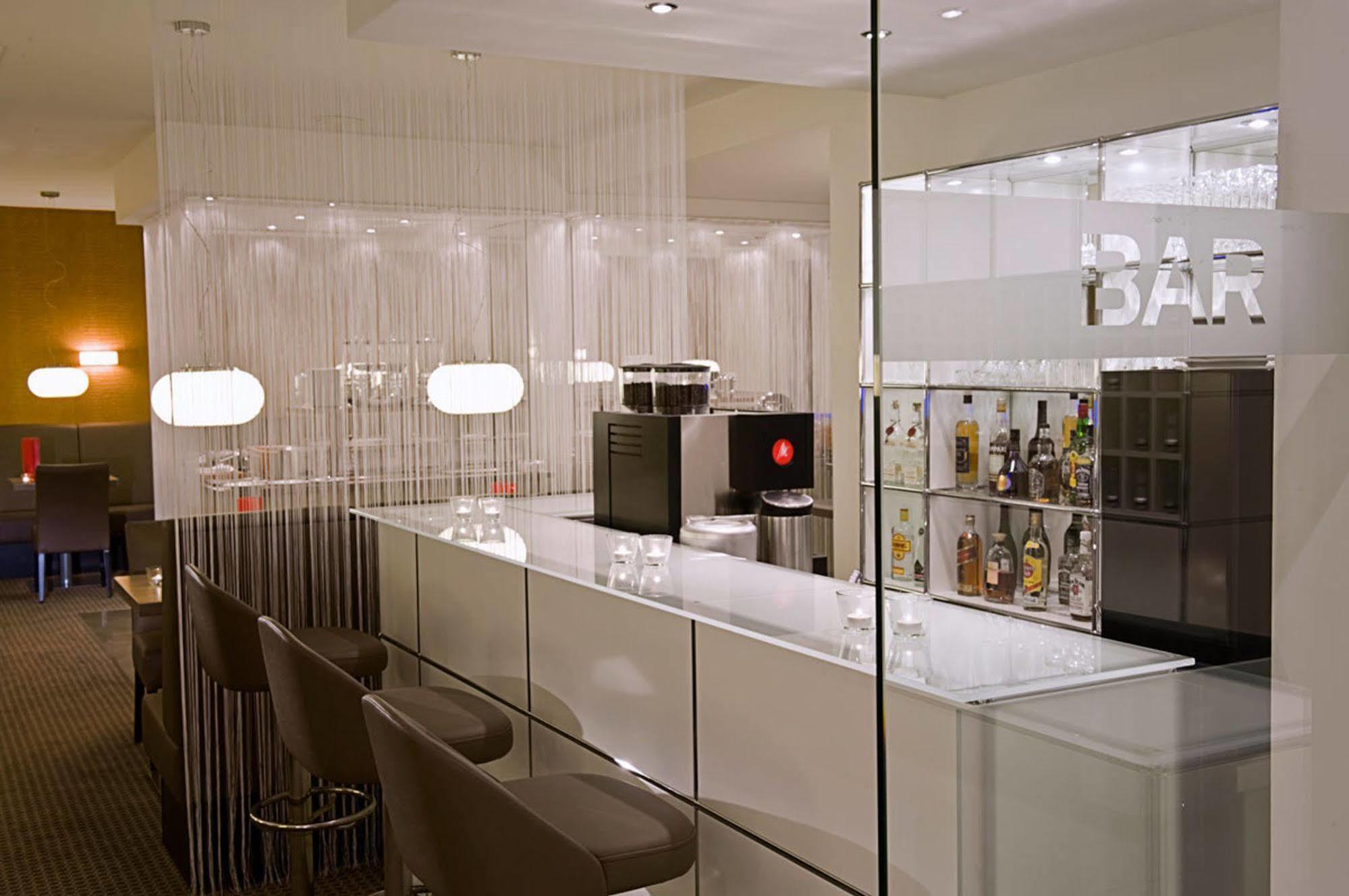 Hotel Conti Duisburg - Partner Of Sorat Hotels Εστιατόριο φωτογραφία